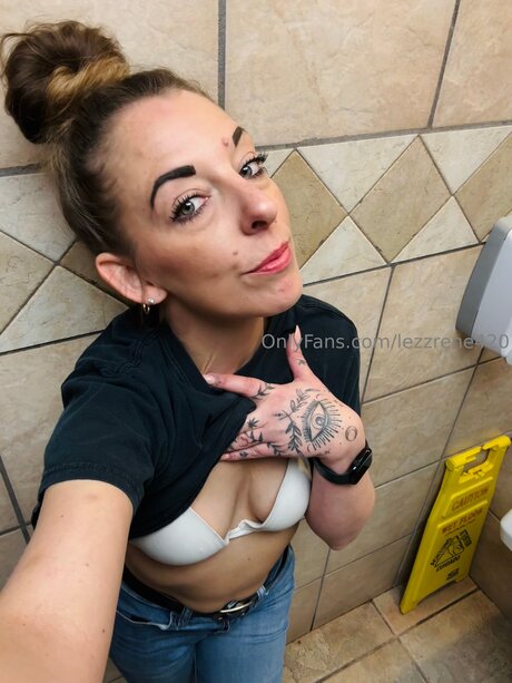 Lezzrene420