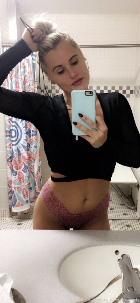 Everlee Lovely  nude leaked OnlyFans photo