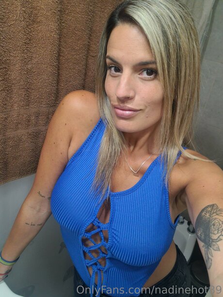 Nagie wyciekłe zdjęcie OnlyFans od Nadinehot89