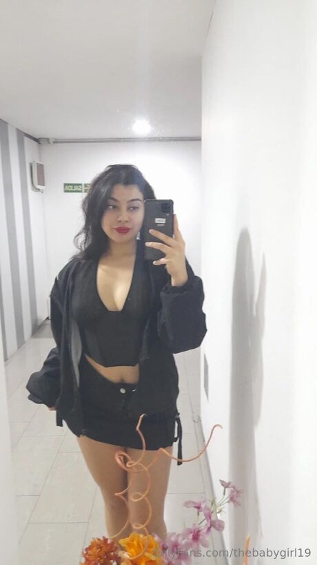 Naken läckt OnlyFans-bild av Thebabygirl19