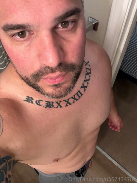 Naken lekkede OnlyFans-bilde av U357434783
