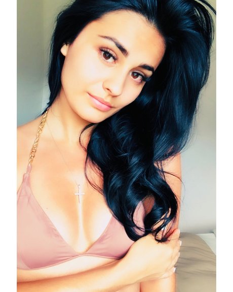 Foto desnuda filtrada de OnlyFans de Cyndy Valerie Gamache Gravel