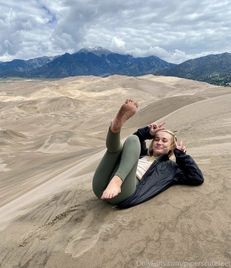 Piperscutefeet