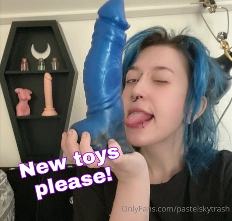 Nahá fotka uniklých OnlyFans od Sky Victoria