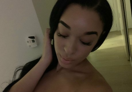Mya Lashaun