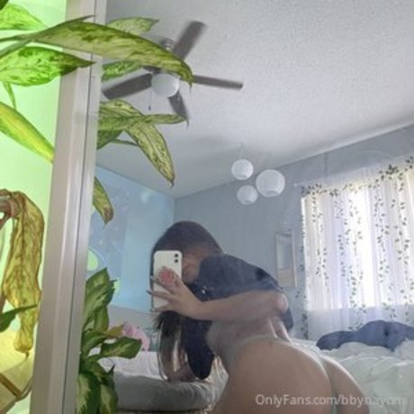 Nahá fotka uniklých OnlyFans od Bbynayomi