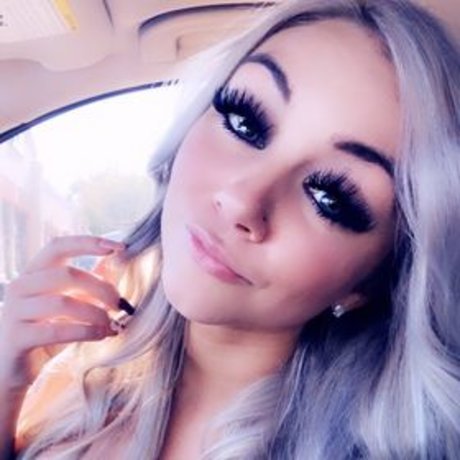 Naken läckt OnlyFans-bild av Patricia Wiss
