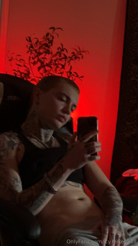 Icy Mikey888