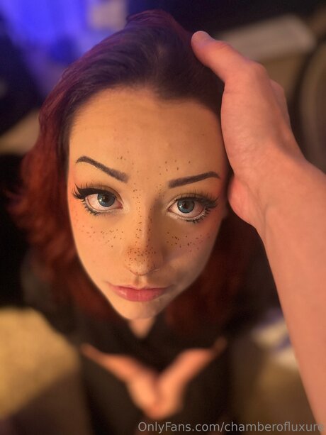 Naken lekkede OnlyFans-bilde av Chamberofluxure