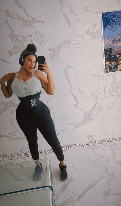 Nahá fotka uniklých OnlyFans od Thekixxy