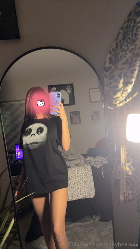 Naken läckt OnlyFans-bild av Babybearxxx