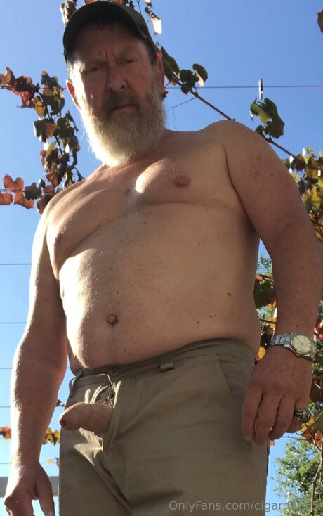 Cigardad65