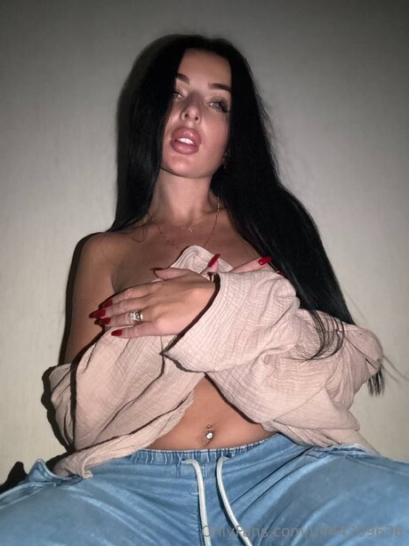 Nahá fotka uniklých OnlyFans od U444299636
