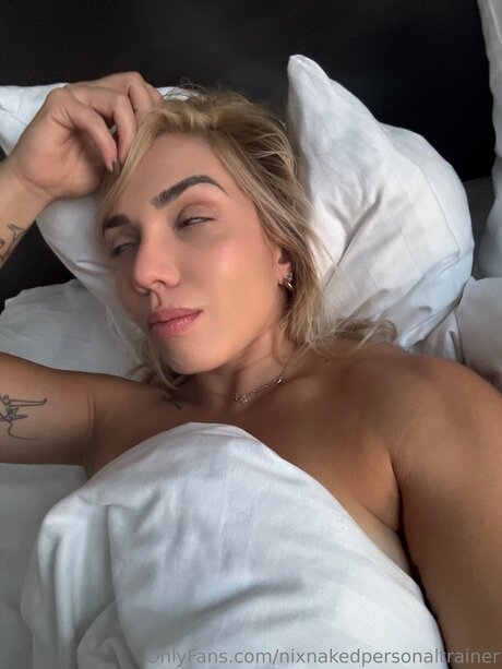 Naken lekkede OnlyFans-bilde av Nixnakedpersonaltrainer
