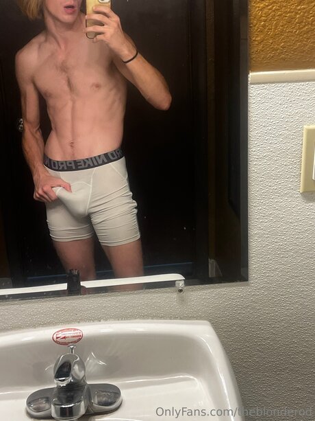 Theblonderod  nude leaked OnlyFans photo