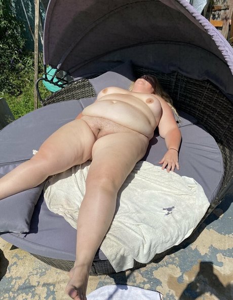 Adelesexyuk