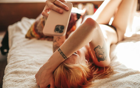 Naken lekkede OnlyFans-bilde av Rosechange