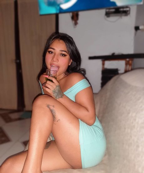 Nahá fotka uniklých OnlyFans od Adabella