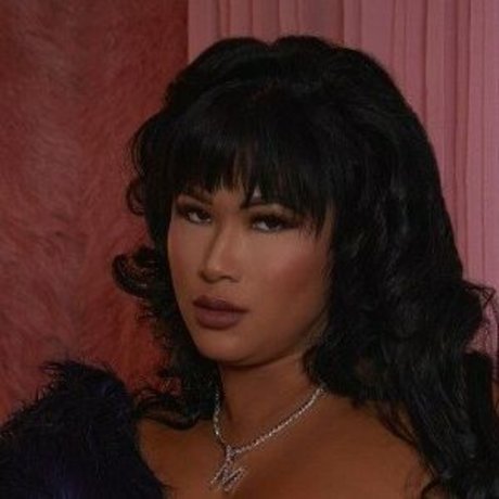 Naken läckt OnlyFans-bild av Michelle Yee