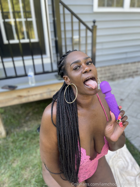 Nahá fotka uniklých OnlyFans od Jasmine Nicole Banks