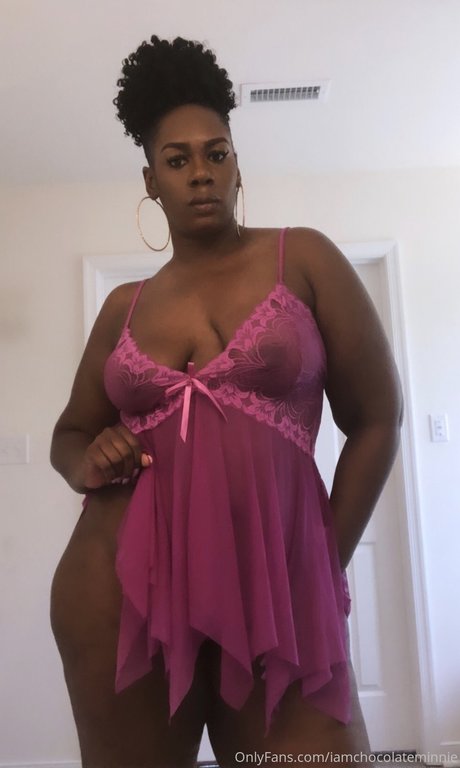 Alasti lekkinud OnlyFans-i pilt Jasmine Nicole Banks