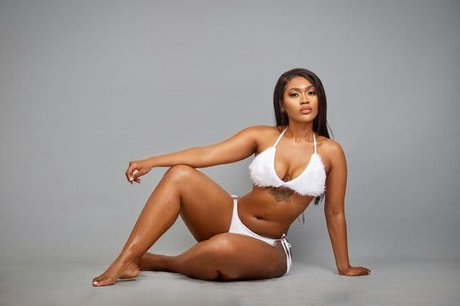 Thembi Matroshe