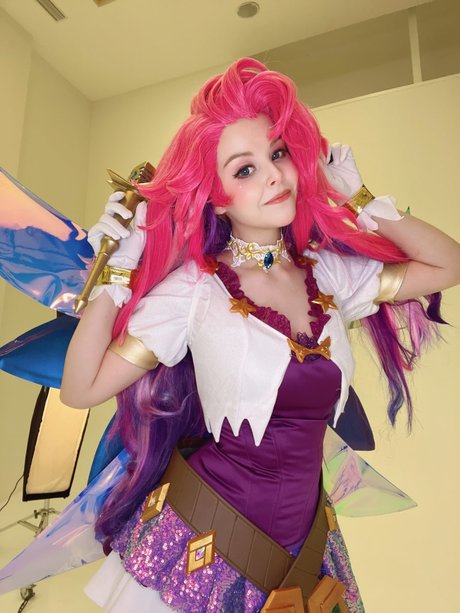 Helly Valentine