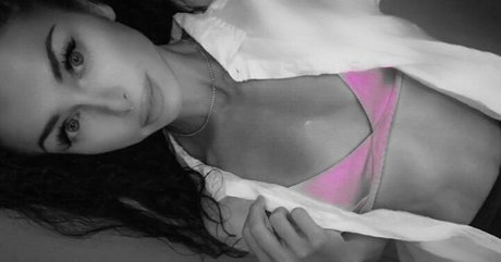 Nahá fotka uniklých OnlyFans od Rachellaurengray