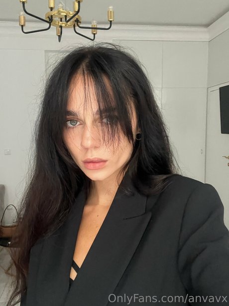 Ana Vavx