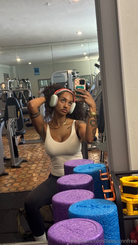 Nahá fotka uniklých OnlyFans od Zoeysinnfree