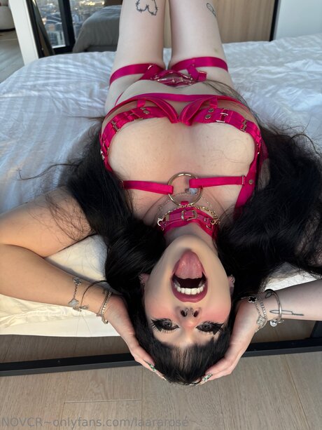 Naken lekkede OnlyFans-bilde av Laararose