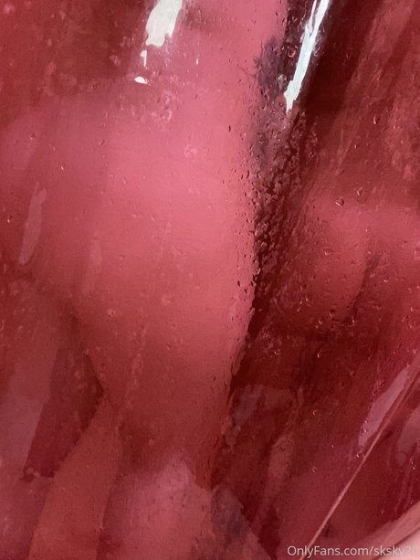 Naken lekkede OnlyFans-bilde av Schuyler Thornton
