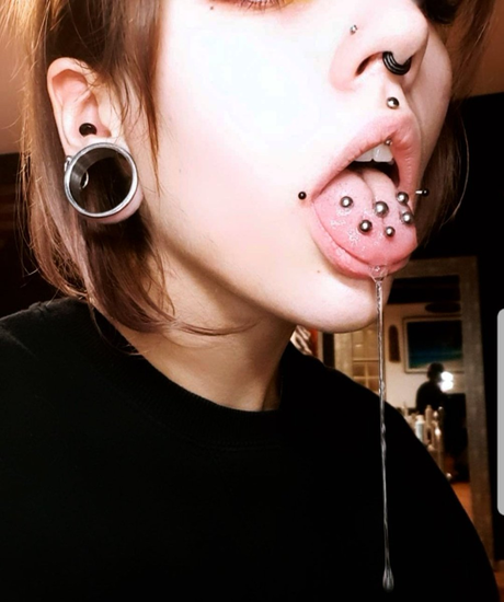 Naakte gelekte OnlyFans-foto van Eve Owl