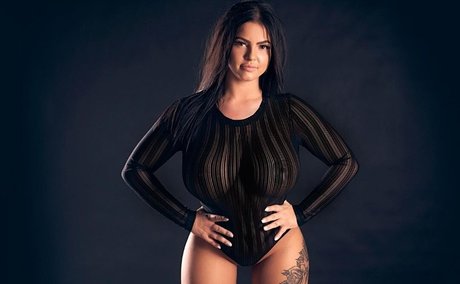 Nøgent lækket OnlyFans-billede af Megan Holst