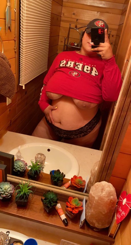 Bbw Essence Xoxo