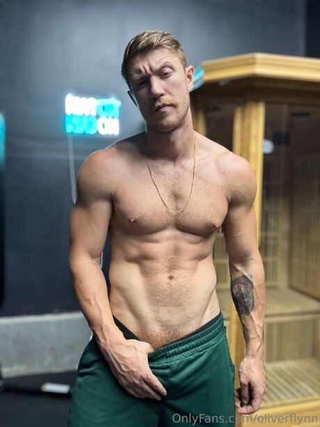 Naken lekkede OnlyFans-bilde av Oliverflynn