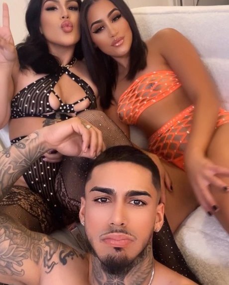 Naken läckt OnlyFans-bild av Kotta
