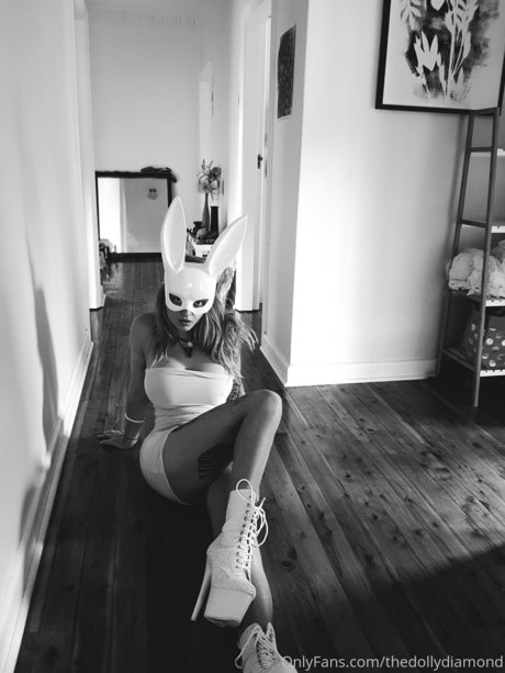 Naken lekkede OnlyFans-bilde av Goddess Dollyd