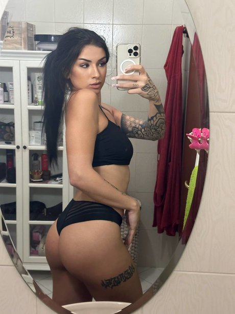 Nahá fotka uniklých OnlyFans od Valentina Pace