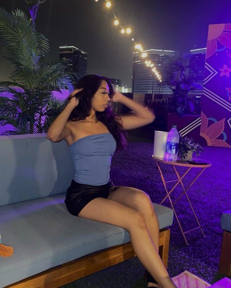 Allixnnn  nude leaked OnlyFans photo