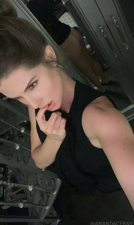 Amanda Cerny