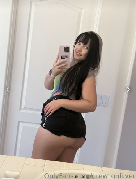 Nahá fotka uniklých OnlyFans od Drew Gulliver