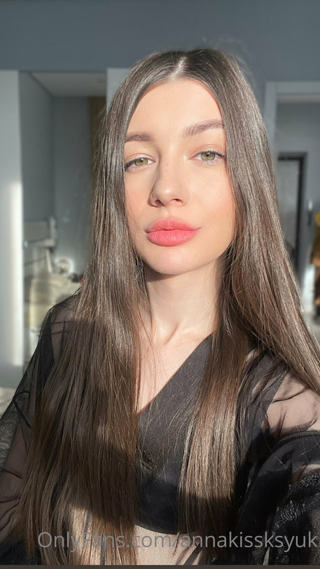 Petite Doll
