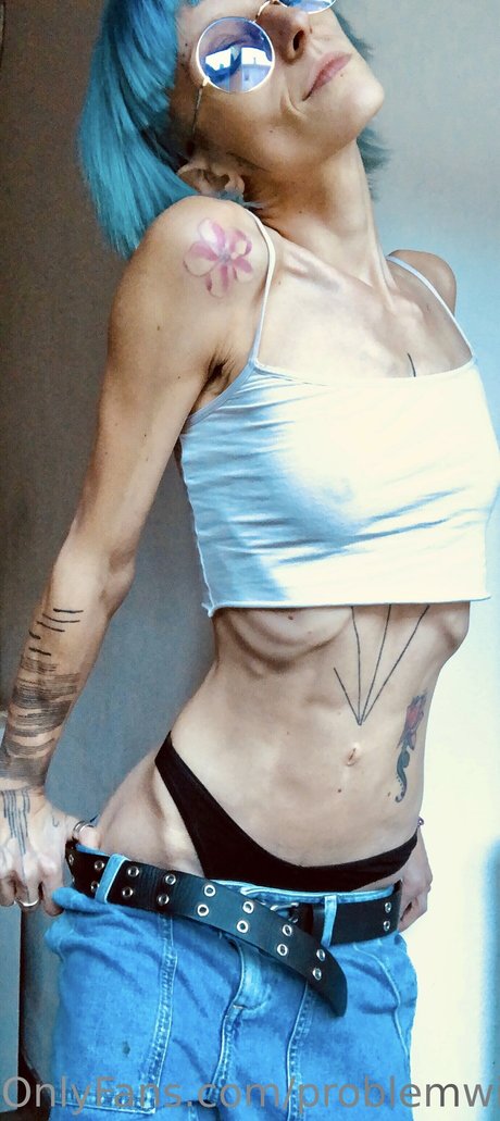 Foto desnuda filtrada de OnlyFans de Problem With The Sun
