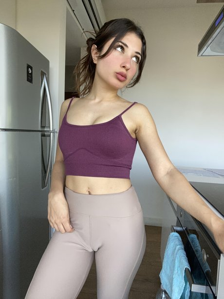 Naken lekkede OnlyFans-bilde av Yasmin Silva