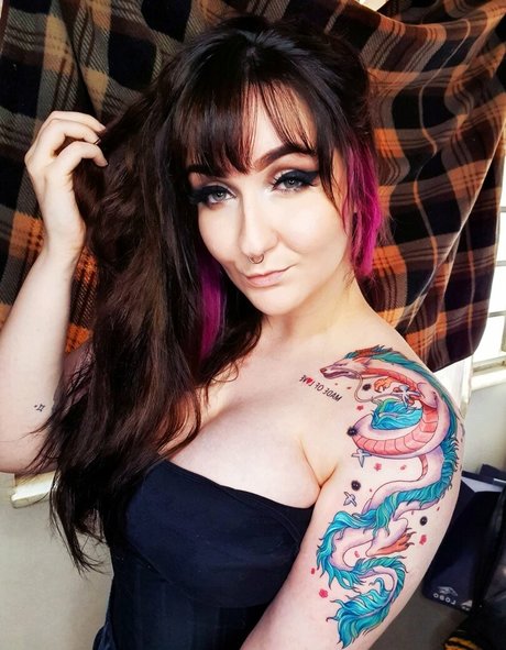 Nahá fotka uniklých OnlyFans od Zuzu Cosplay