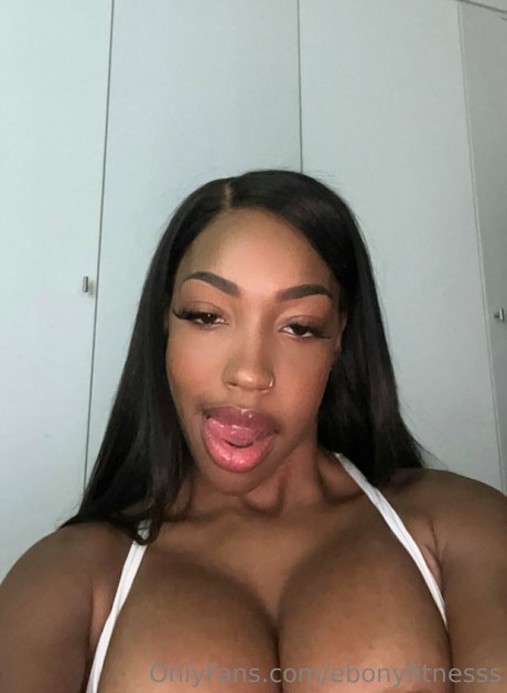 Nahá fotka uniklých OnlyFans od Chocolatemilk19