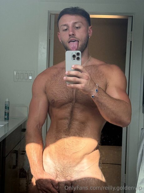 Alaston vuotanut OnlyFans-kuva Reilly Goldenvip