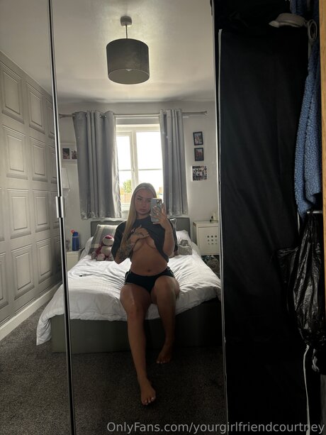 Nagie wyciekłe zdjęcie OnlyFans od Yourgirlfriendcourtney