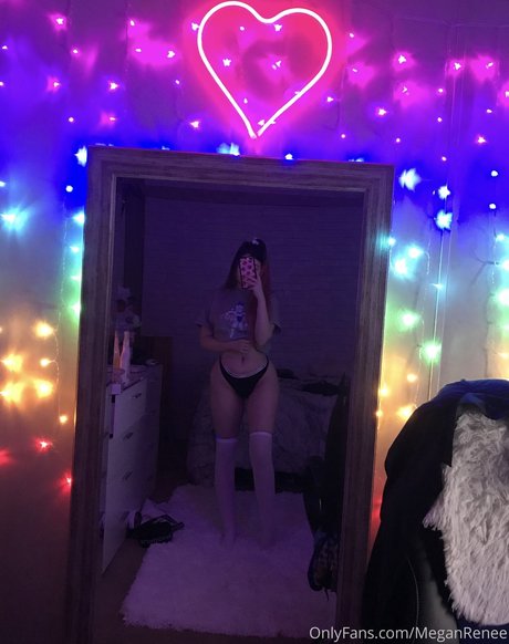 Meganrenee OnlyFans 유출 누드 사진